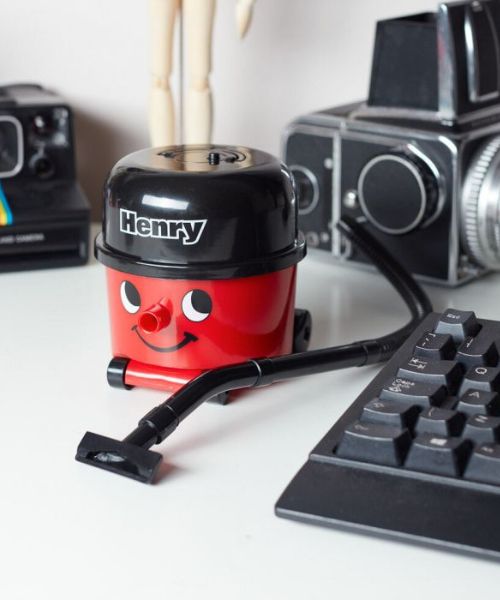 Henry Desk Vacuum