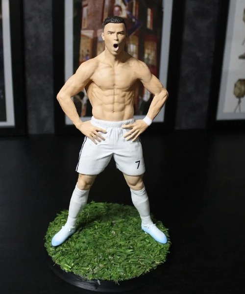 cristiano ronaldo figure