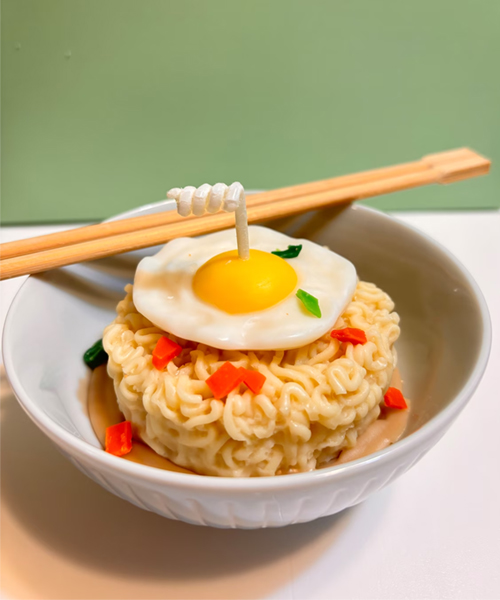 Ramen noodles candle