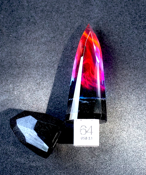 USB Flash Drive Glow